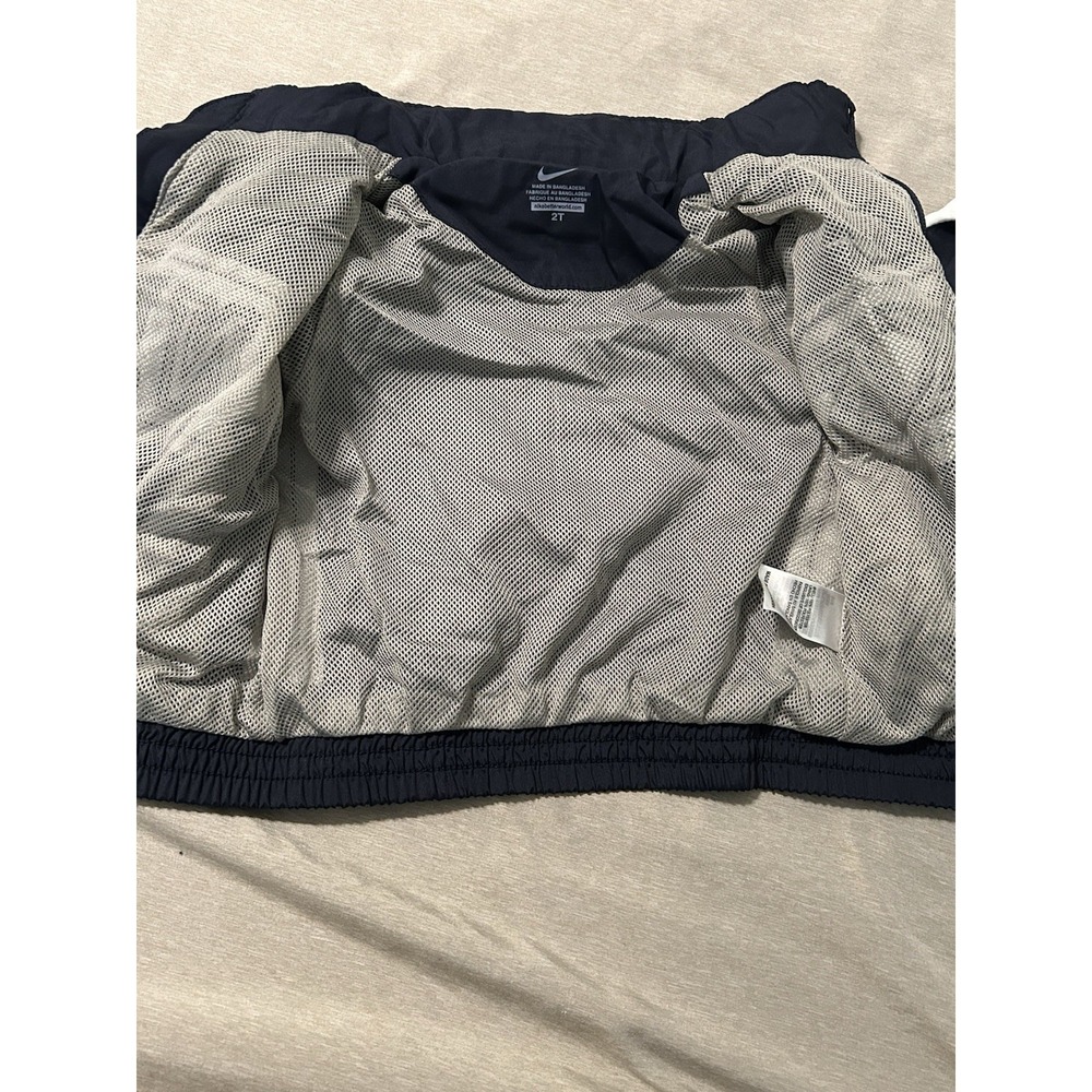 Nike Toddler Boys Windbreaker Jacket 2T Navy Blue White Full Zip Spellout Logo - Picture 4 of 9